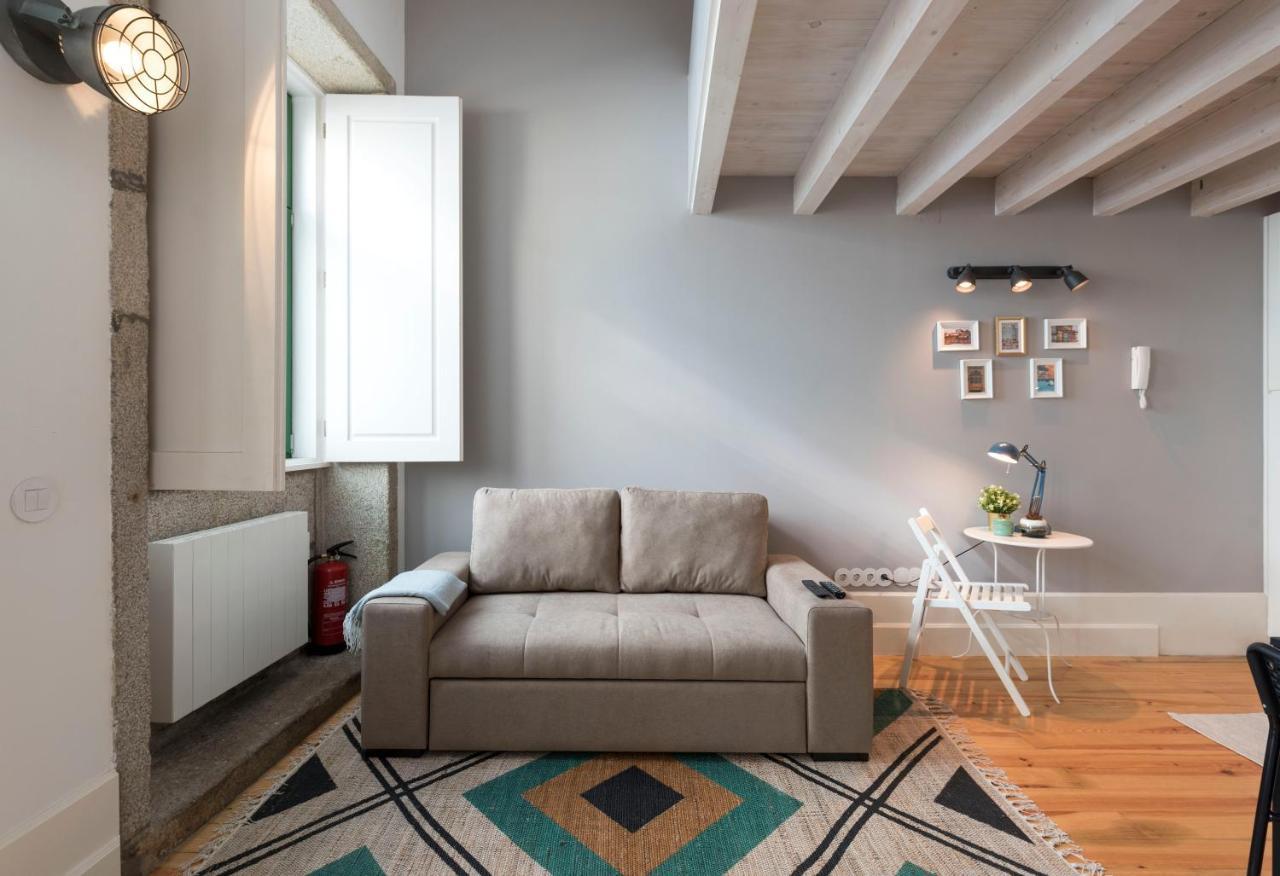 Doispontozero Oliveirinhas Apartment Porto Luaran gambar